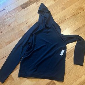 NWT Mens medium light weight athletic style hoodie… deep blue… all day stretch